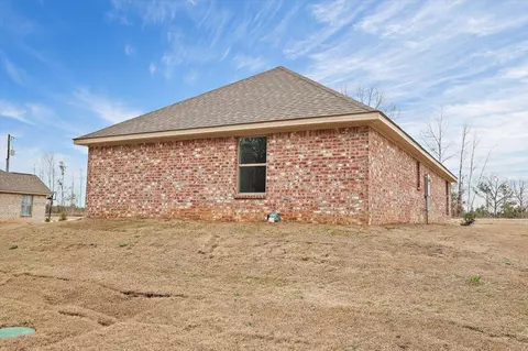 Exterior - 291 Anse Reed Rd, Magee, MS 39111 photo 7 of 13
