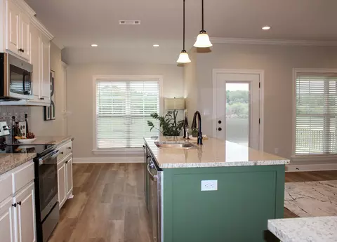 Kitchen - 6 N Slade Rd, Sumrall, MS 39482 photo 6 of 6