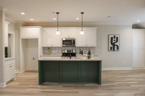 Kitchen - 6 N Slade Rd, Sumrall, MS 39482 photo 2 of 6