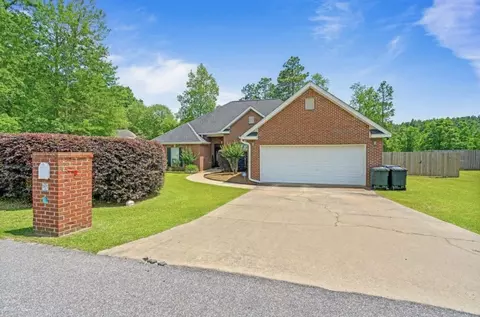 93 Morrell Cir, Hattiesburg, MS 39402