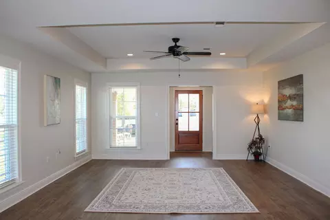 10 N Slade Rd, Sumrall, MS 39482 photo 2