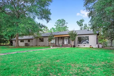508 E Ivy St, Ellisville, MS 39437