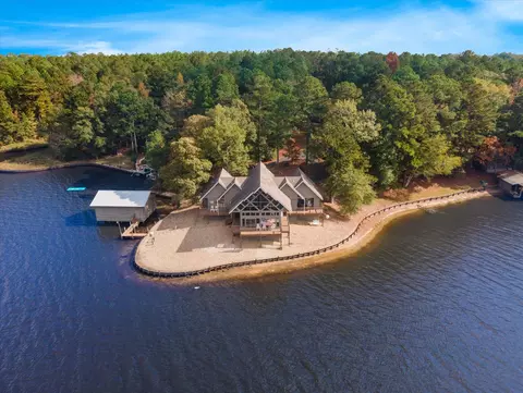 20 Deep Water Pt, Lumberton, MS 39455
