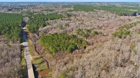 261 Dry Creek Rd, Magee, MS 39111