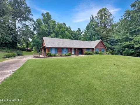 622 Pittman Dr, Mendenhall, MS 39114