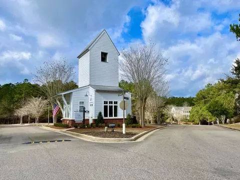 70 Baneberry Dr, Hattiesburg, MS 39402
