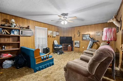 Living - 102 3rd Ave, Petal, MS 39465 photo 4 of 7