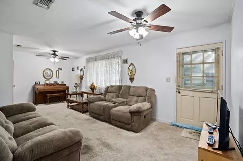 Living - 102 3rd Ave, Petal, MS 39465 photo 3 of 7
