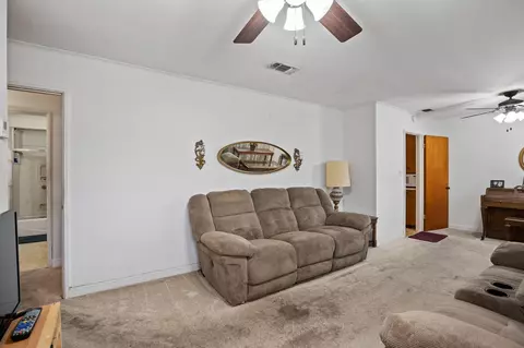 Living - 102 3rd Ave, Petal, MS 39465 photo 1 of 7