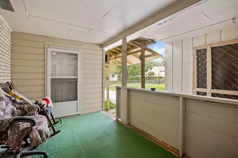 Exterior - 102 3rd Ave, Petal, MS 39465 photo 5 of 10