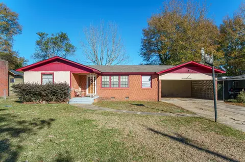 929 W 6th St, Hattiesburg, MS 39401