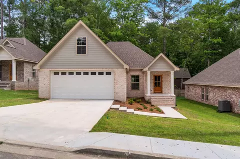 23 Cottage, Hattiesburg, MS 39402