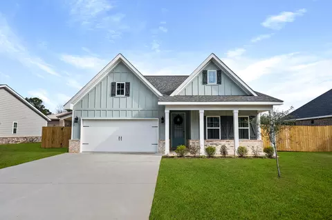 106 Spanish Cove Dr, Ocean Springs, MS 39564