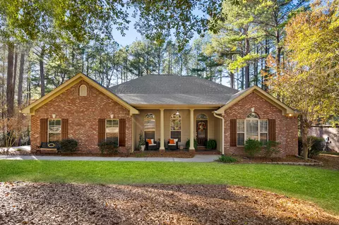 90 Steep Holw, Hattiesburg, MS 39402