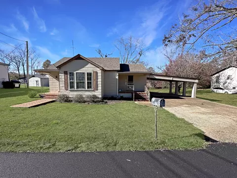 104 Wabash St, Mendenhall, MS 39114