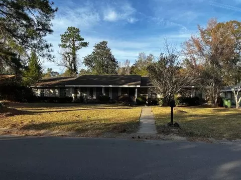 2607 Clayton Pl, Hattiesburg, MS 39402