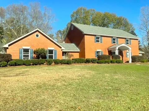 451 Oak St NW, Magee, MS 39111 photo 1
