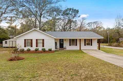 9 Hillcrest Ln, Purvis, MS 39475