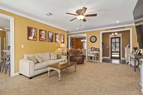 Living - 9 Lake Loop, Petal, MS 39465 photo 4 of 4