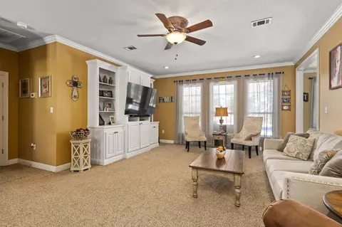 Living - 9 Lake Loop, Petal, MS 39465 photo 2 of 4