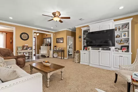 Living - 9 Lake Loop, Petal, MS 39465 photo 3 of 4