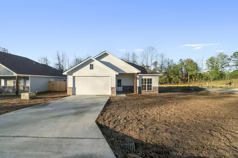 14 Karpen Dr, Petal, MS 39465