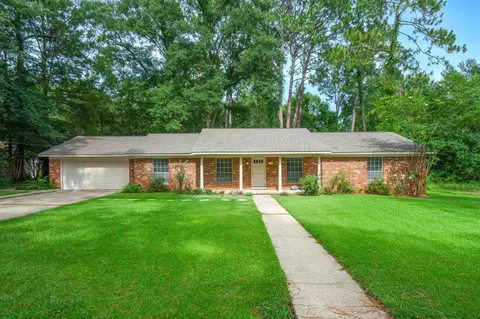 812 Velma St, Hattiesburg, MS 39402