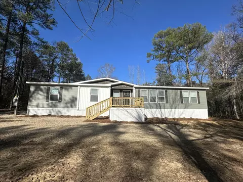 31 Amos Rd, Petal, MS 39465