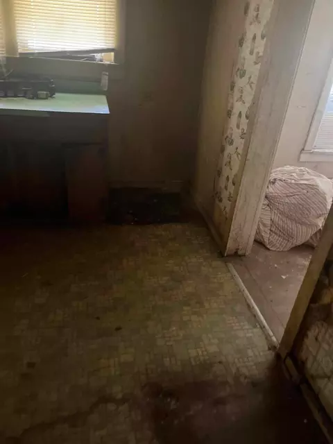 623 E Kingston St, Laurel, MS 39440 photo 11
