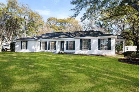 208 Ford Ave, Hattiesburg, MS 39402