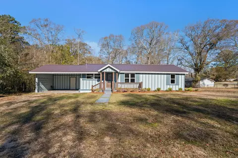 2 1st Ave, Sumrall, MS 39482