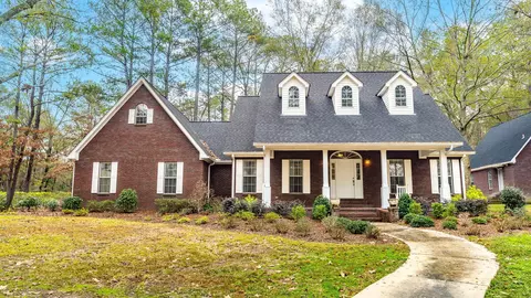 171 Merchant Cir, Ellisville, MS 39437