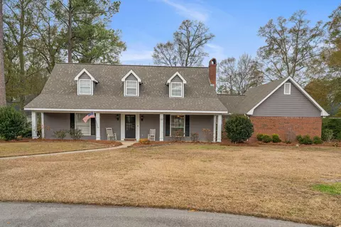 24 Spears Dr, Hattiesburg, MS 39402