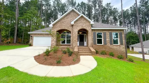 10 Cavalier, Hattiesburg, MS 39402