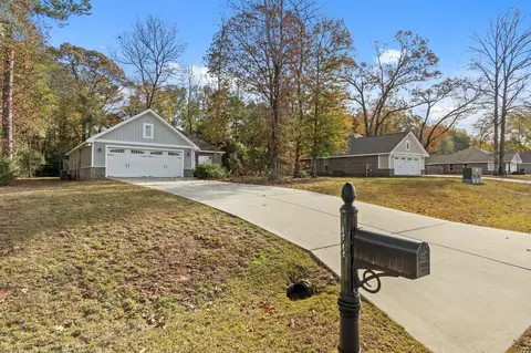 44 Westhaven Dr, Hattiesburg, MS 39402 photo 2