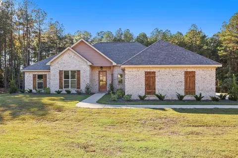 125 Ashwood Ln, Mendenhall, MS 39114