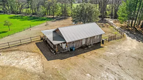 131 Circle Dr, Sumrall, MS 39482 photo 3