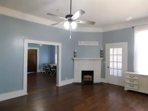 401 S 2nd St, Collins, MS 39428 photo 6