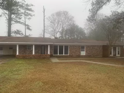1843 Sherwood Dr, Laurel, MS 39440