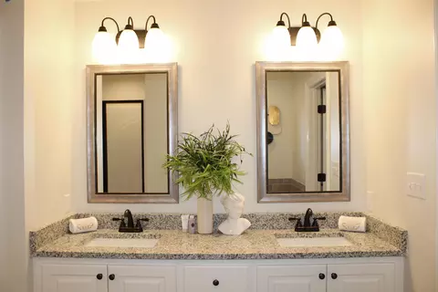 Bath - 14 N Slade Rd, Sumrall, MS 39482 photo 1 of 5