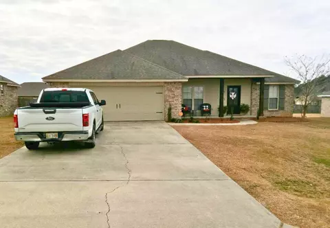8 E Cherry St, Sumrall, MS 39482 photo 2