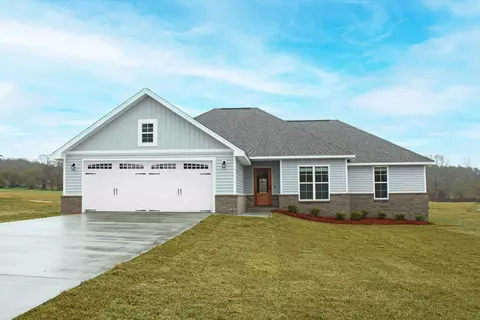18 N Slade Rd, Sumrall, MS 39482