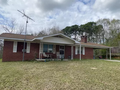 89 Eddie Smith Rd, Hattiesburg, MS 39401
