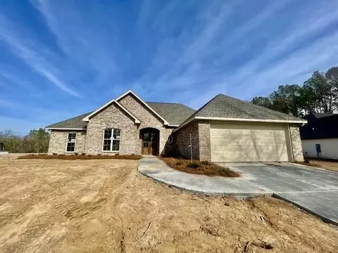 134 N Slade Rd, Sumrall, MS 39482