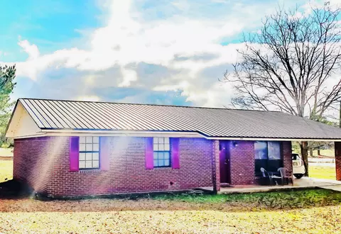 100 Head Start Rd, Taylorsville, MS 39168