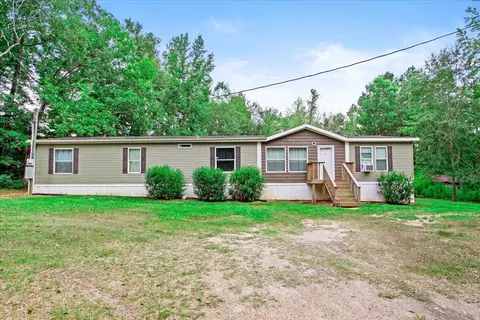 59 W Seneca Rd, Lumberton, MS 39455