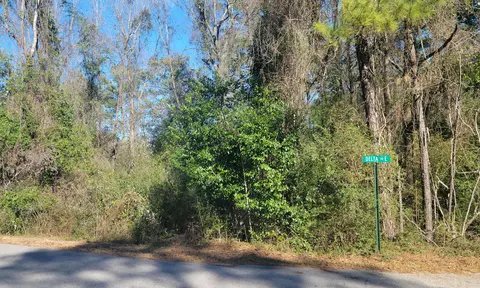 202 Delta Dr, Hattiesburg, MS 39402