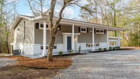 1091 Richburg Rd, Hattiesburg, MS 39402