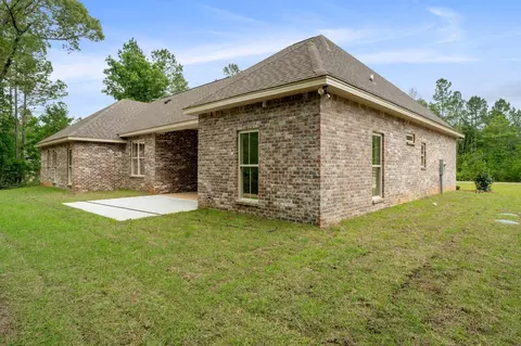 Exterior - 41 Stuart Rd, Sumrall, MS 39482 photo 11 of 12