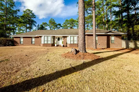 91 Fairway Pl, Hattiesburg, MS 39402